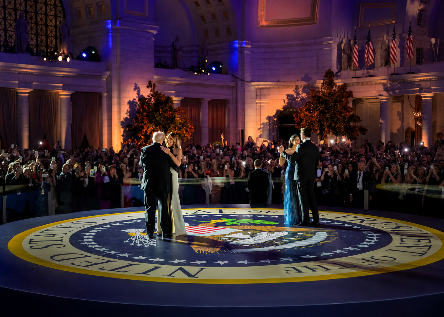 Presidential inaugural ball dance photographed by Mario Muñoz
